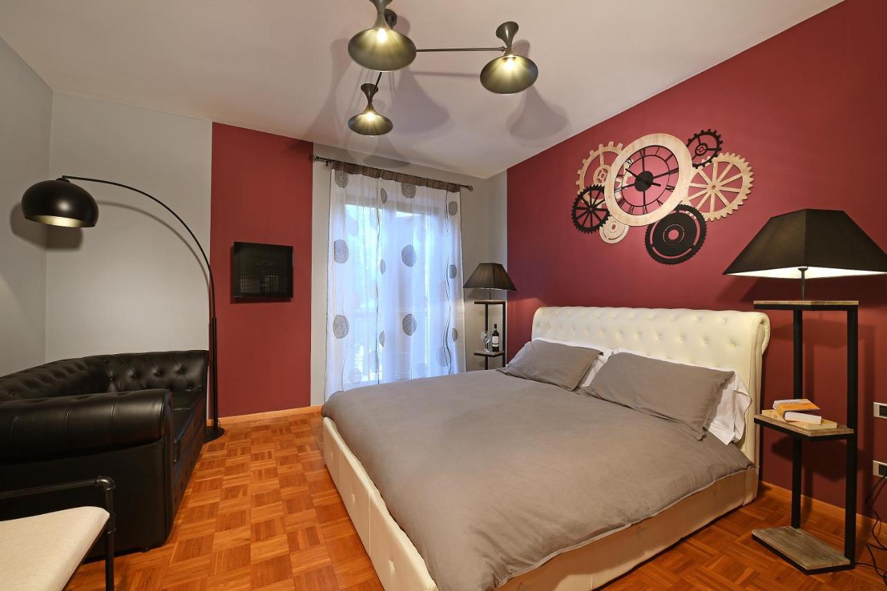 Panoramic Villa Garassino - Country Rooms And Fine Restaurant Treiso Kültér fotó